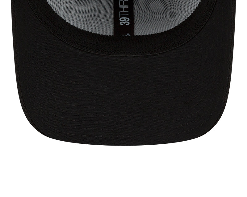 Men s Chicago White Sox New Era Black 2022 Clubhouse Black 39THIRTY Flex Hat Official Team Hat Sports Fan Cap Official MLB Team Hat Baseball Fan Cap