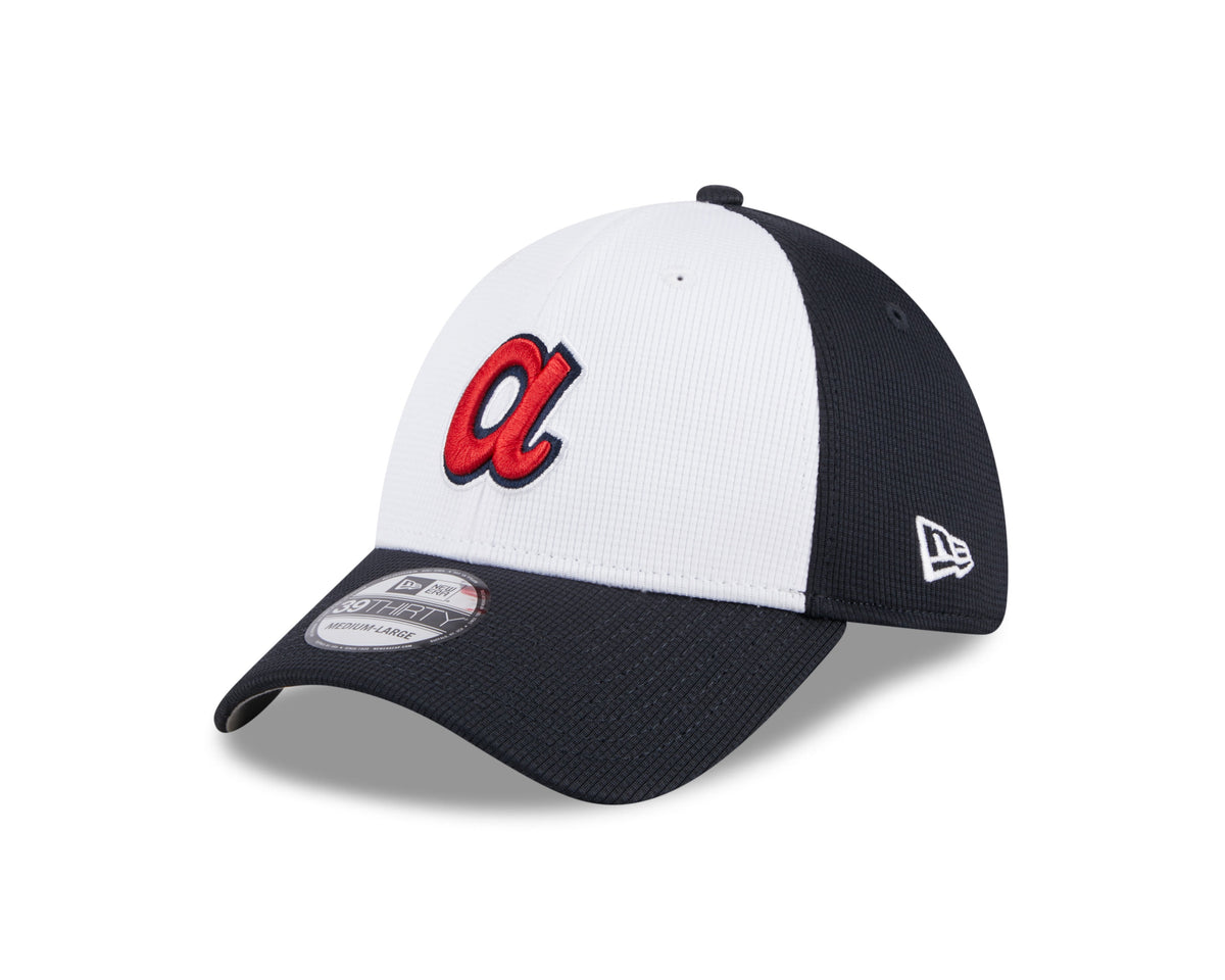 Mens New Era Atlanta Braves White Navy 2024 Batting Practice 39Thirty Flex Fit Cap Official Team Hat Sports Fan Cap Official MLB Team Hat Baseball Fan
