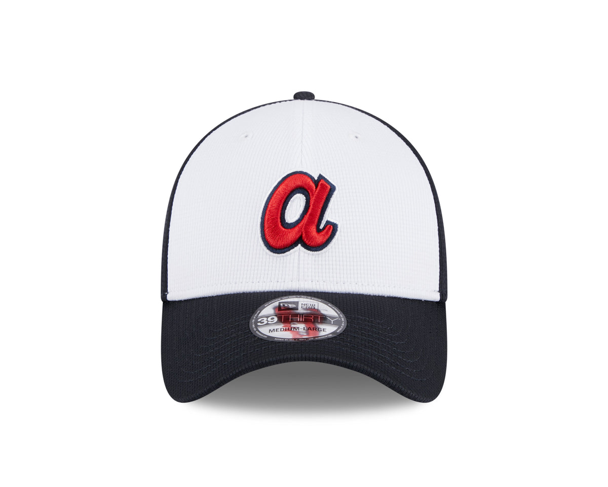 Mens New Era Atlanta Braves White Navy 2024 Batting Practice 39Thirty Flex Fit Cap Official Team Hat Sports Fan Cap Official MLB Team Hat Baseball Fan