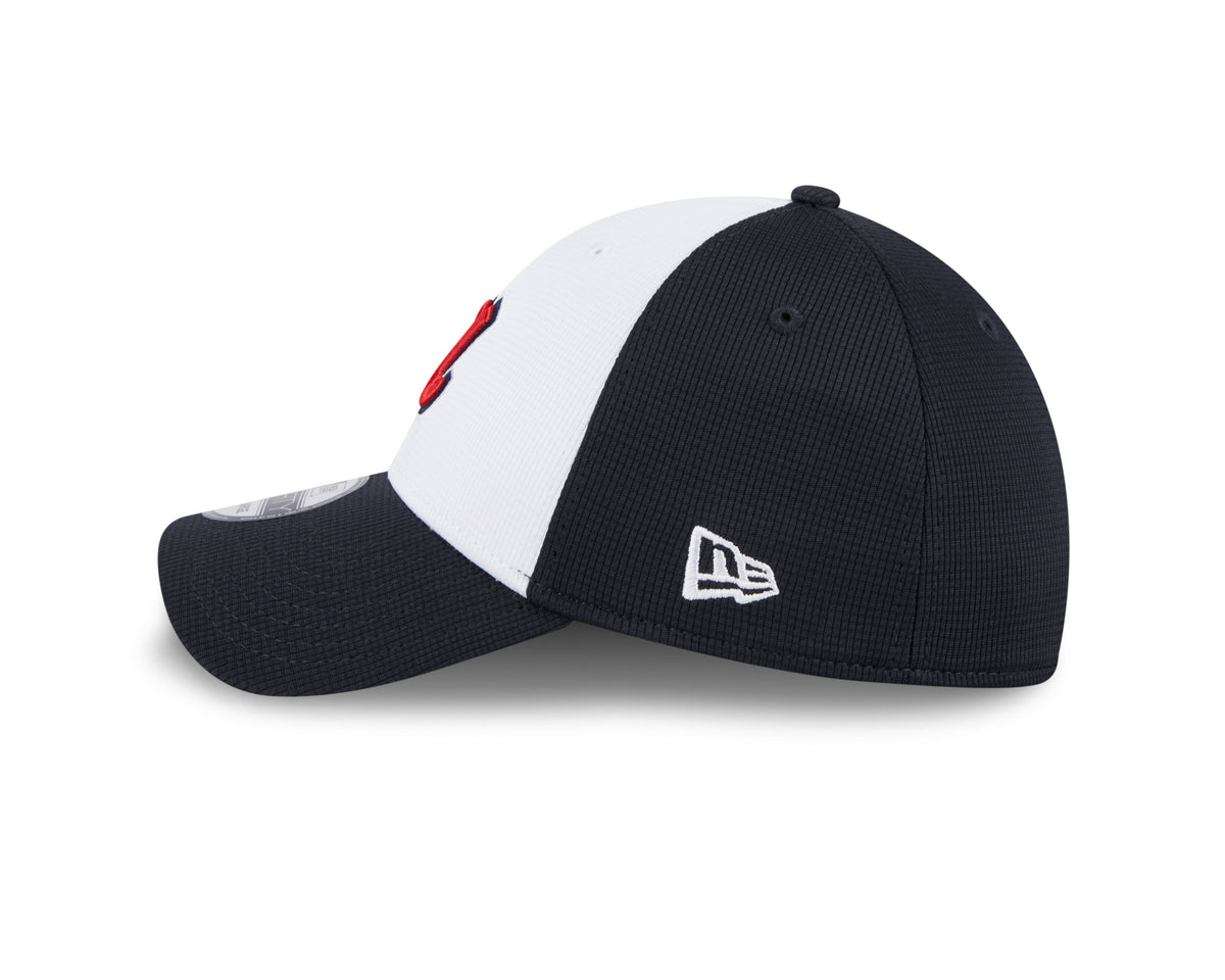 Mens New Era Atlanta Braves White Navy 2024 Batting Practice 39Thirty Flex Fit Cap Official Team Hat Sports Fan Cap Official MLB Team Hat Baseball Fan
