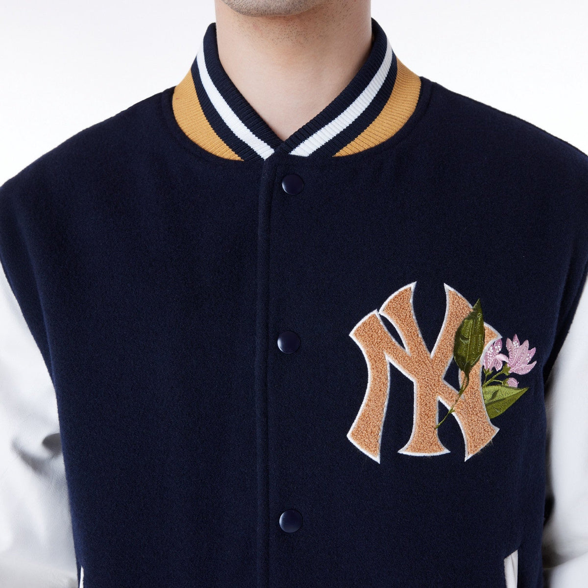 New Era - MLB Floral Varsity Jacket - New York Yankees Official Sports Fan Gear Official MLB Team Apparel Baseball Fan Gear