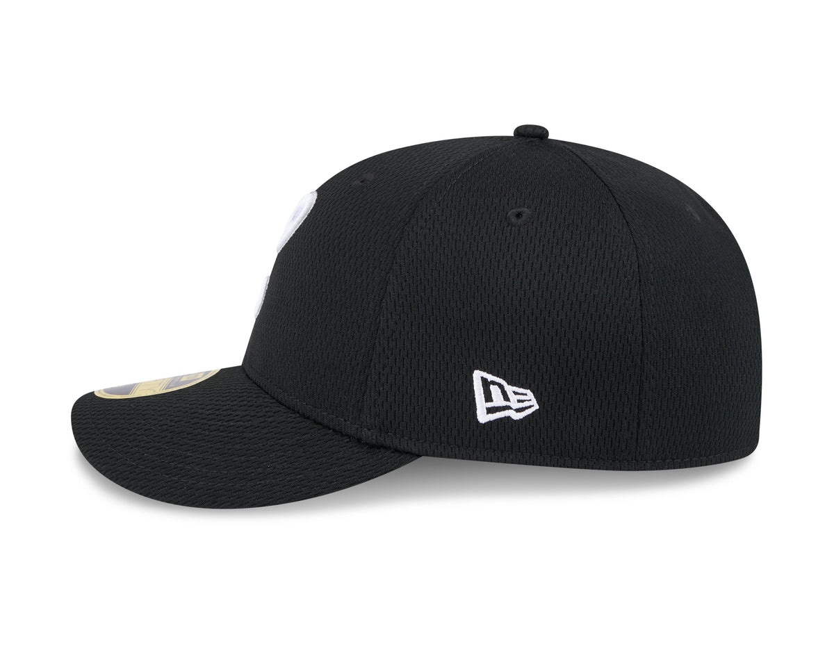 Chicago White Sox New Era Black 2025 Clubhouse Alternate 59FIFTY Low Profile Fitted Hat Official Team Hat Sports Fan Cap Official MLB Team Hat Basebal