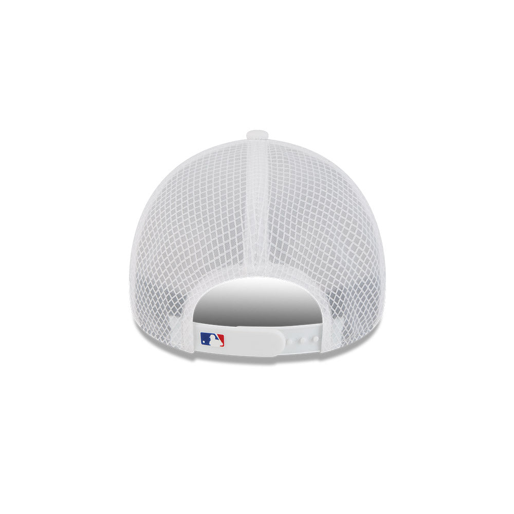 Chicago Cubs New Era 2026 Batting Practice 9Forty APEX C Logo Snap Adjustable Hat-White Official Team Hat Sports Fan Cap Official MLB Team Hat Basebal