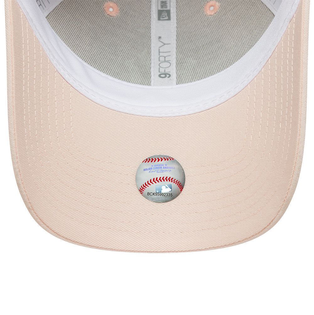 New York Yankees MLB Linnen 9FORTY Women Strapback New Era Pink White Official Team Hat Sports Fan Cap Official MLB Team Hat Baseball Fan Cap
