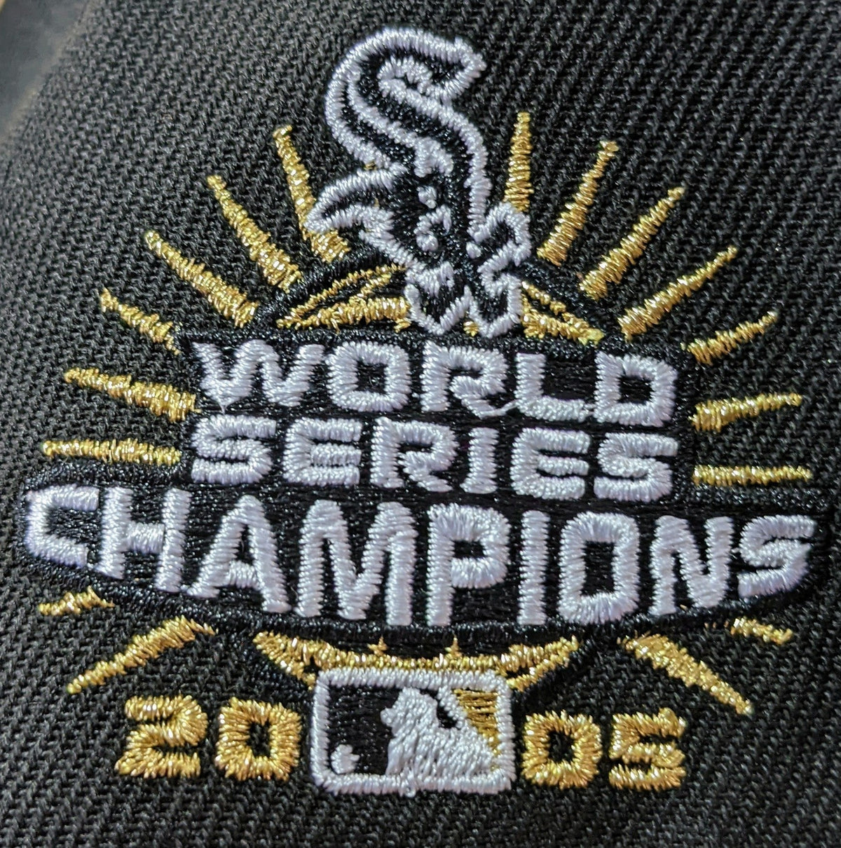 Mens Chicago White Sox New Era Black Gold Rush Cooperstown Collection Black and Gold 9FIFTY Snapback Hat Official Team Hat Sports Fan Cap Official MLB